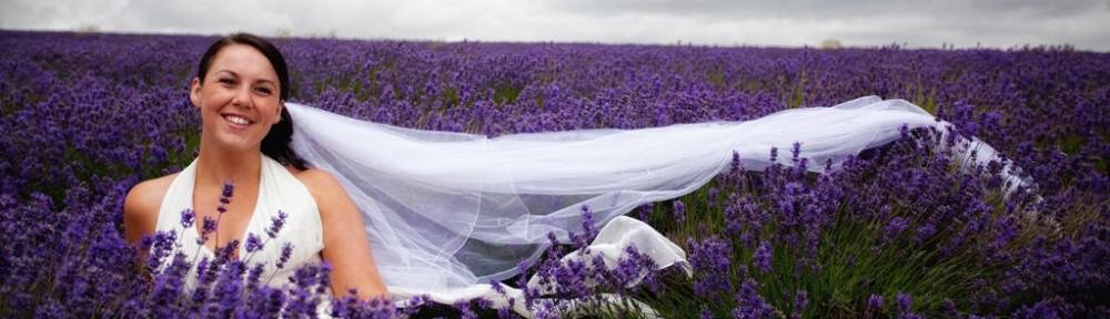 Bride, Lavender Farm, Jeff Land, Wedding, Photoghraphy, Photoghrapher, Stratford Upon Avon, Warwickshire. www.jefflandphotography.co.uk