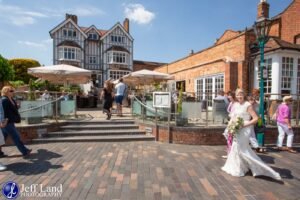 Read more about the article Wedding Photographer The Arden Hotel