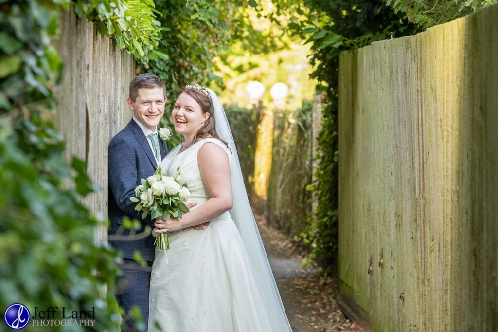 Wedding Photographer, Stratford upon Avon, Warwickshire, Confetti