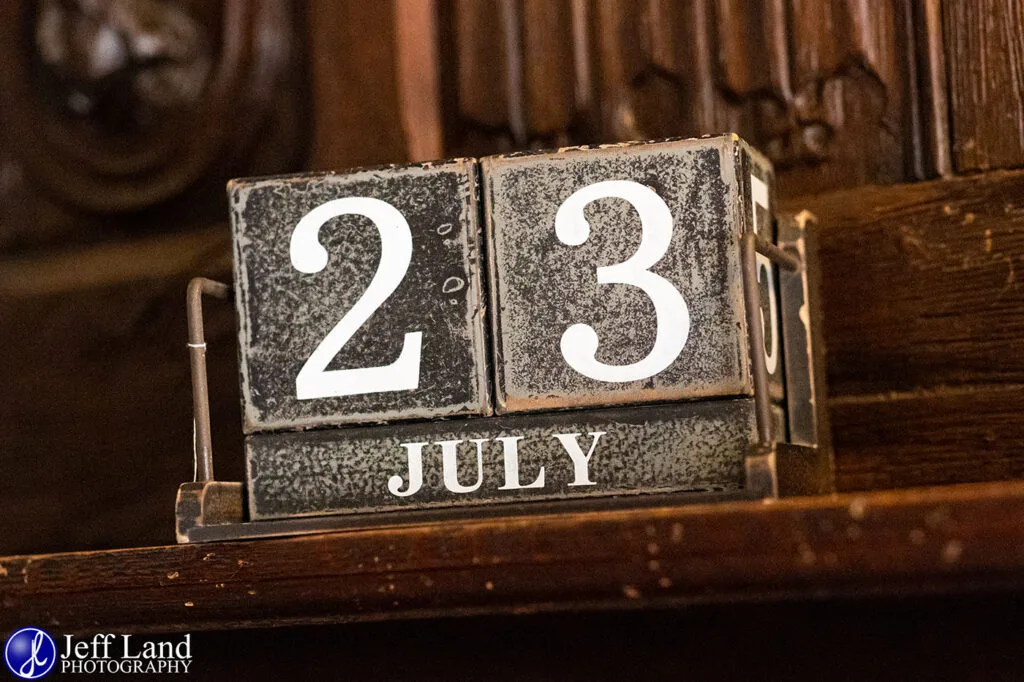 Approved Wedding Photographer at the Macdonald Alveston Manor Hotel. Based in Stratford-upon-Avon covering Warwickshire and the Cotswolds Date