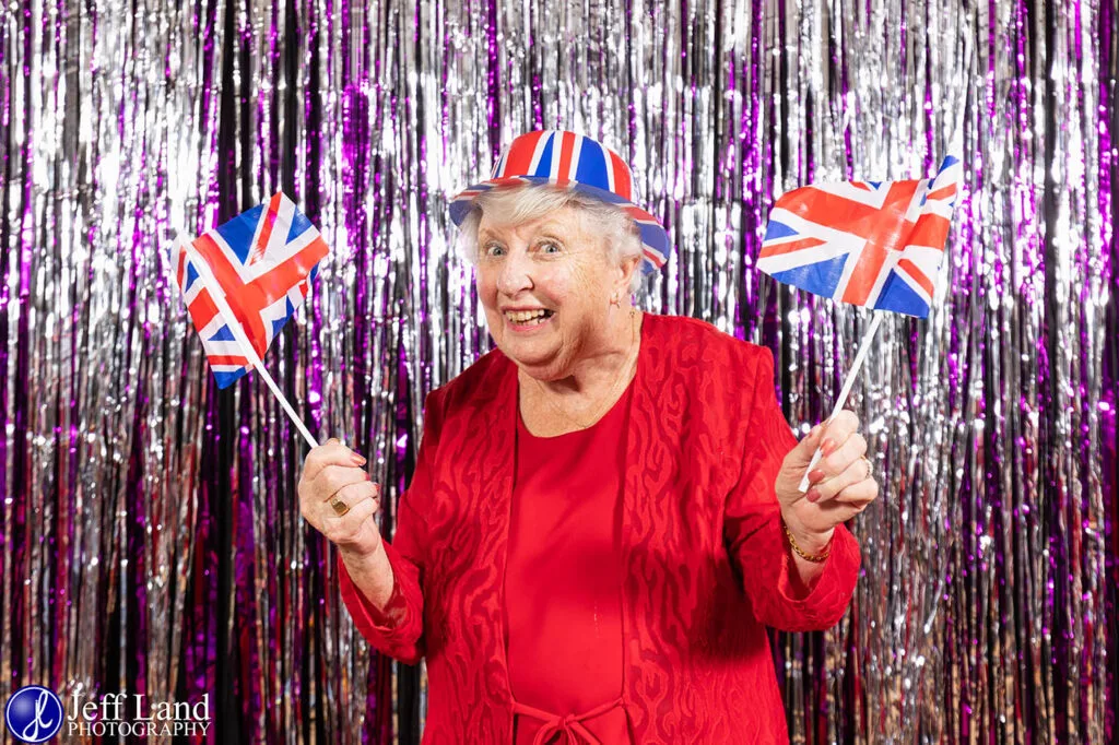 Approved Wedding Photographer at the Macdonald Alveston Manor Hotel. Based in Stratford-upon-Avon covering Warwickshire and the Cotswolds Photo Booth