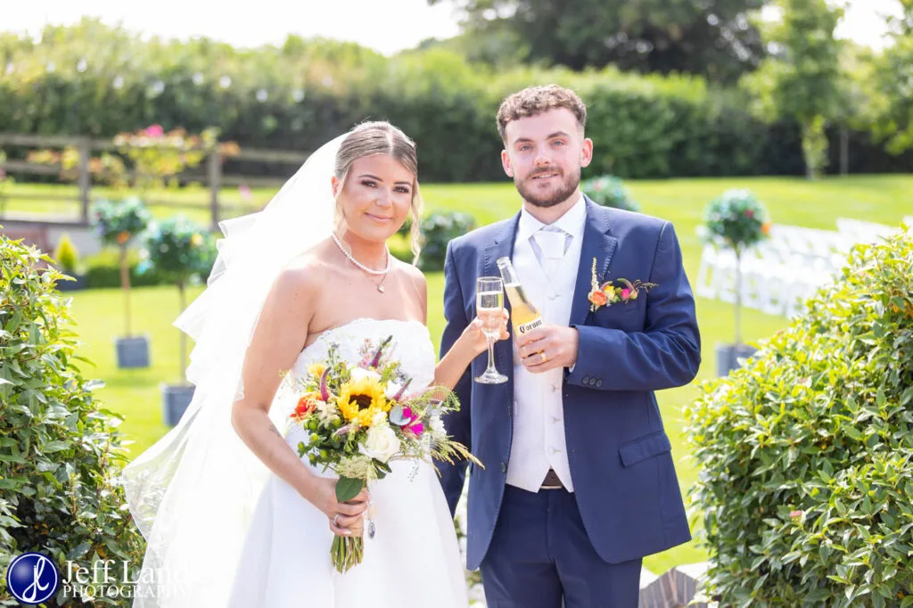 Manor Hill House Bride and Groom