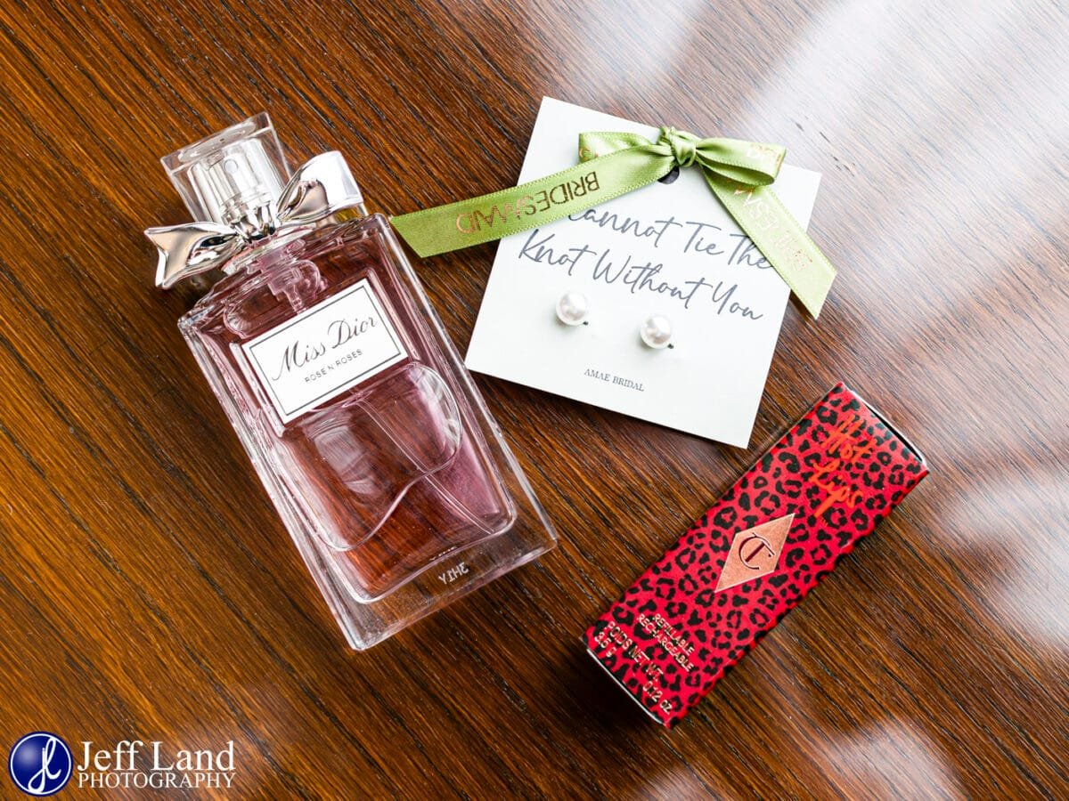 Details Photo Wedding at Alveston Manor Stratford-upon-Avon, Warwickshire