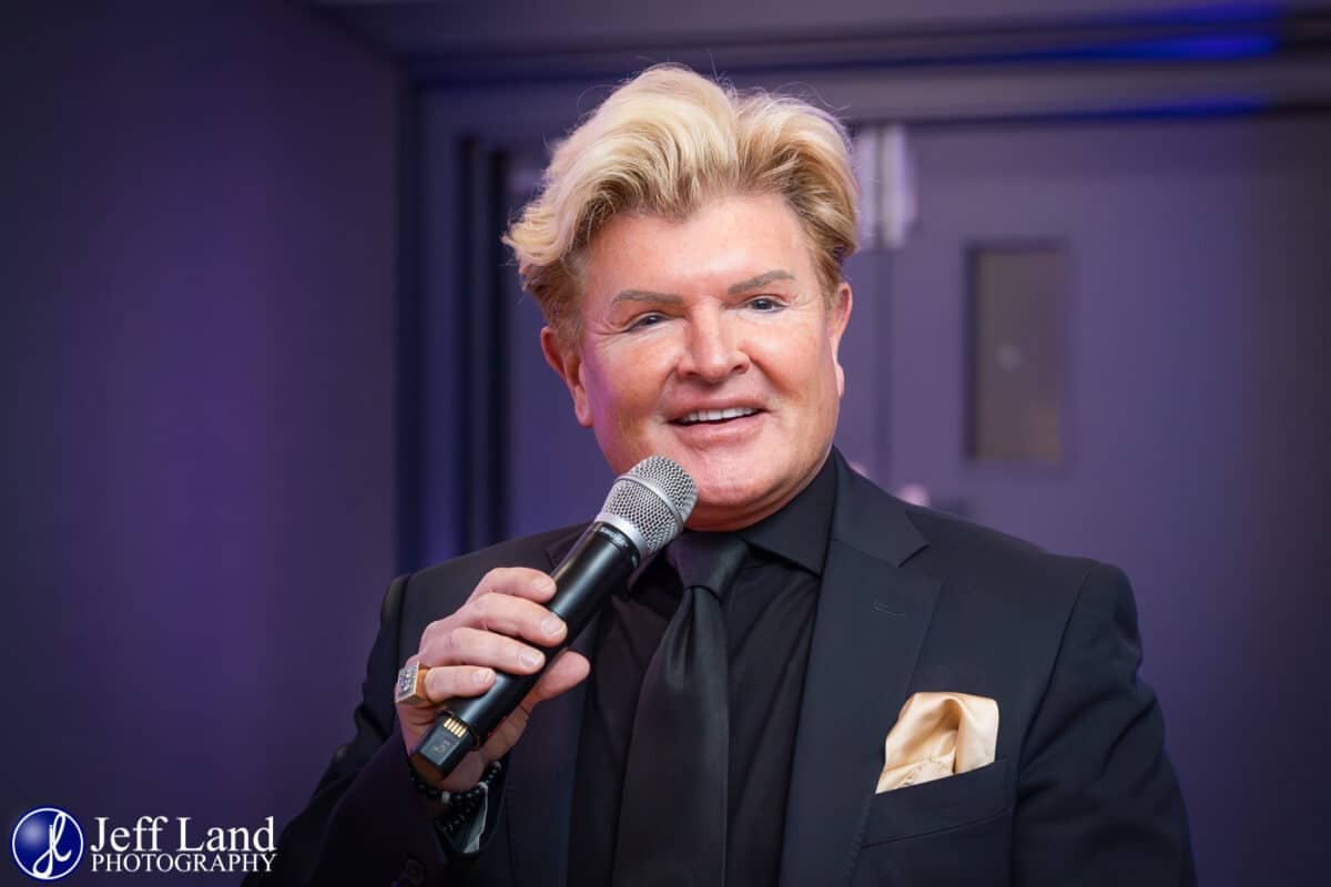 Event Photographer Stratford-upon-Avon Crowne Plaza Comedian Martin Gold